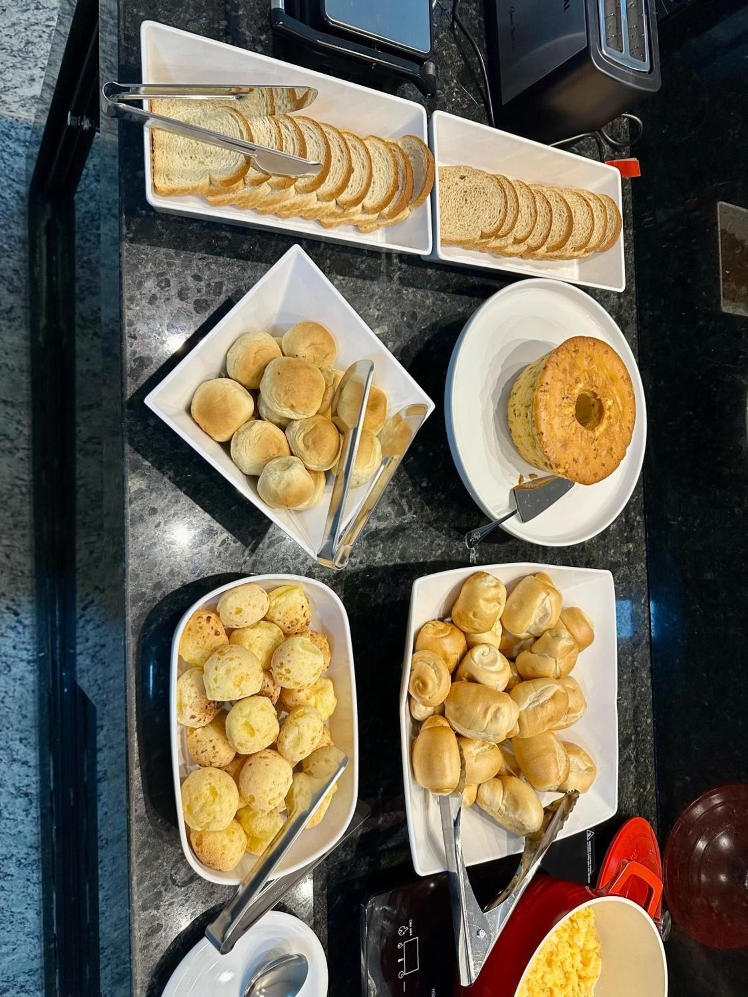 Hotel Premier 贝洛哈里桑塔 外观 照片